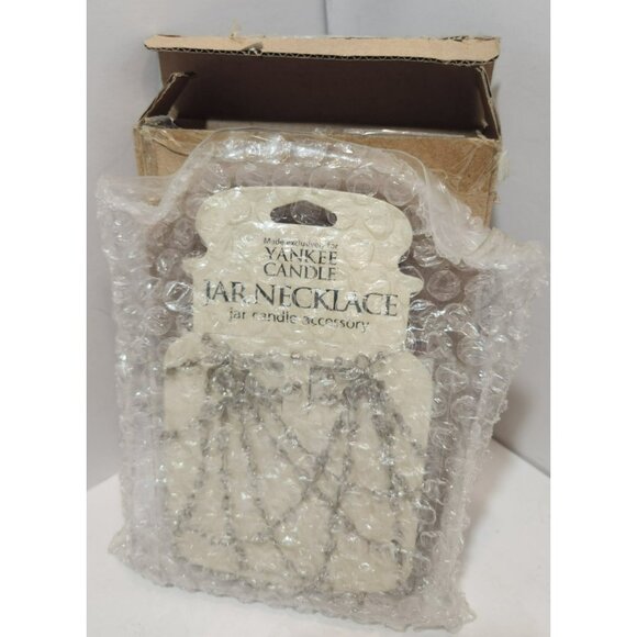 Yankee Candle Jar Jewelry Necklace Sparkle 1323161 Silver Colored for 22 OZ Jar - Picture 4 of 5